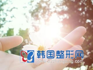 唇部整形，塑造红唇的诱惑