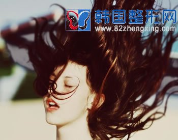 彩光嫩肤能有效改善肤色斑的病源吗？