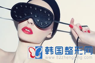 隆鼻，让塌鼻梁挺起来！