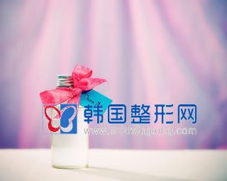 专家带你了解假体隆鼻术