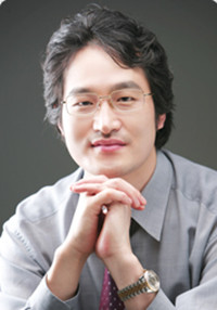 韩国trend整形医院李俊成院长