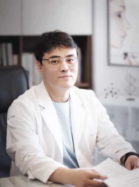 韩国维摩整形外科吸脂院长姜在九